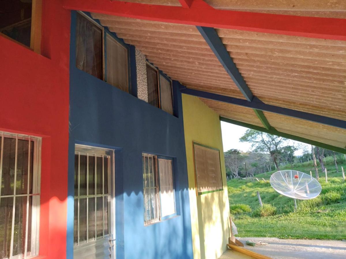 Celeiro azul Guararema Exterior foto